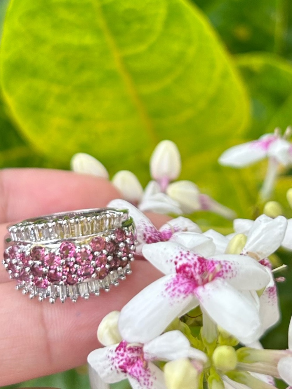 Vtg 14k white gold cluster baguette diamonds and pink sapphire jwbr ring sz 5.25